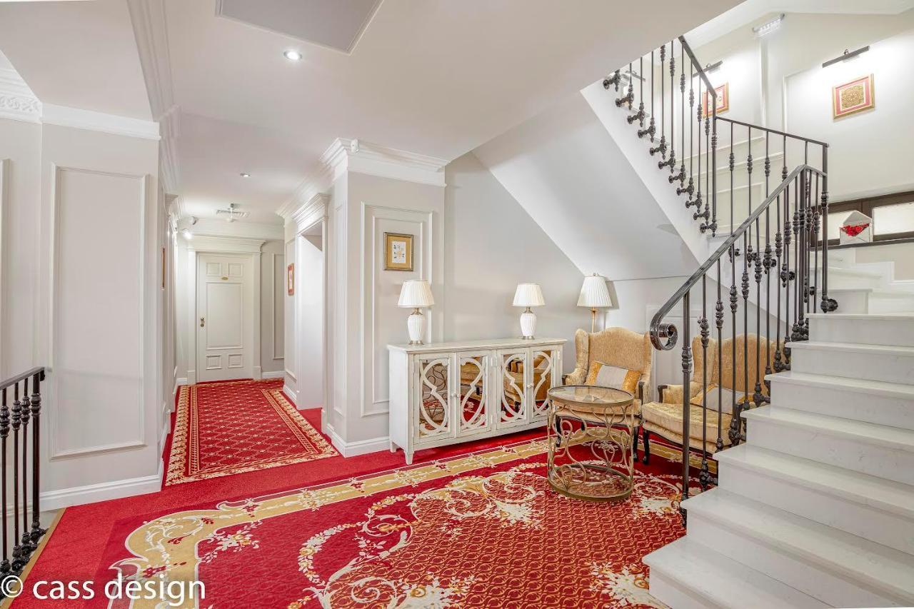 Hotel Versay Băile Herculane Εξωτερικό φωτογραφία