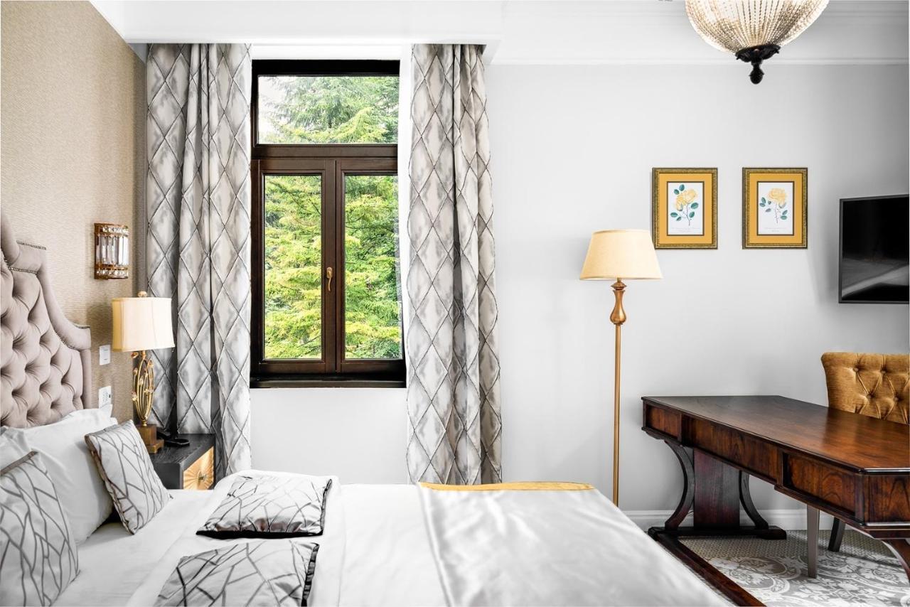 Hotel Versay Băile Herculane Εξωτερικό φωτογραφία