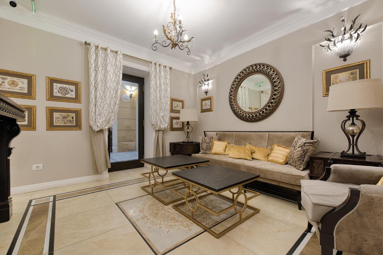 Hotel Versay Băile Herculane Εξωτερικό φωτογραφία